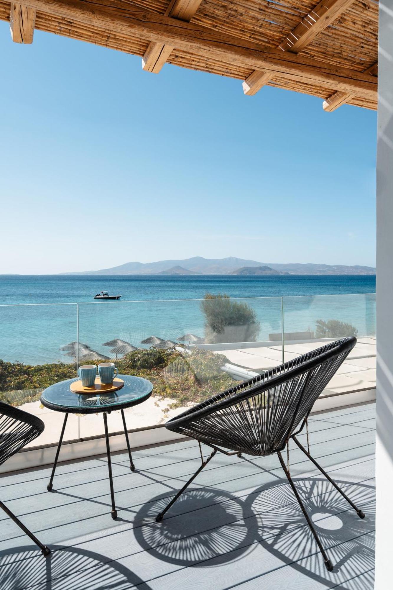 Manios Suites Ajía Ána Kültér fotó
