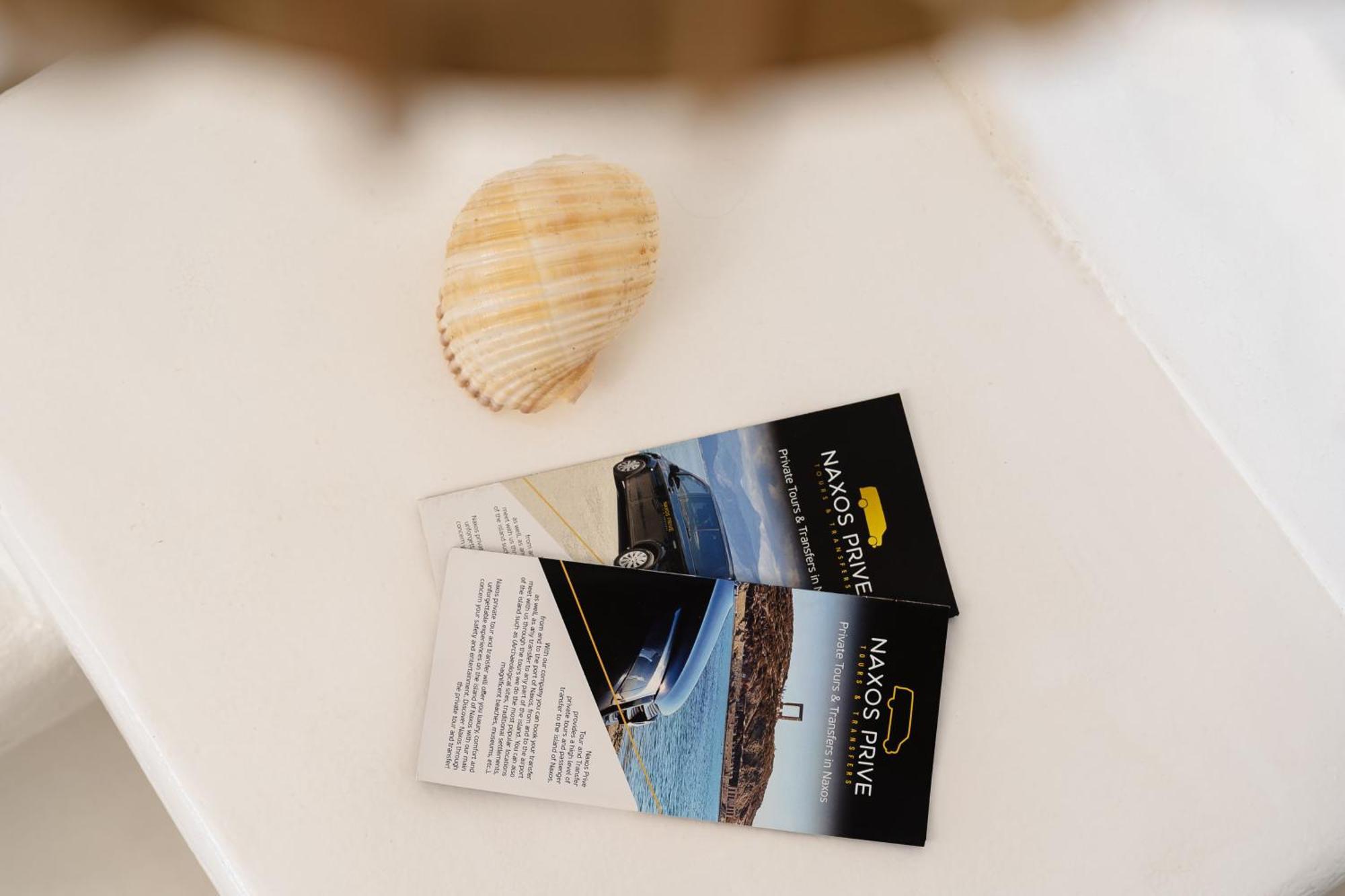 Manios Suites Ajía Ána Kültér fotó