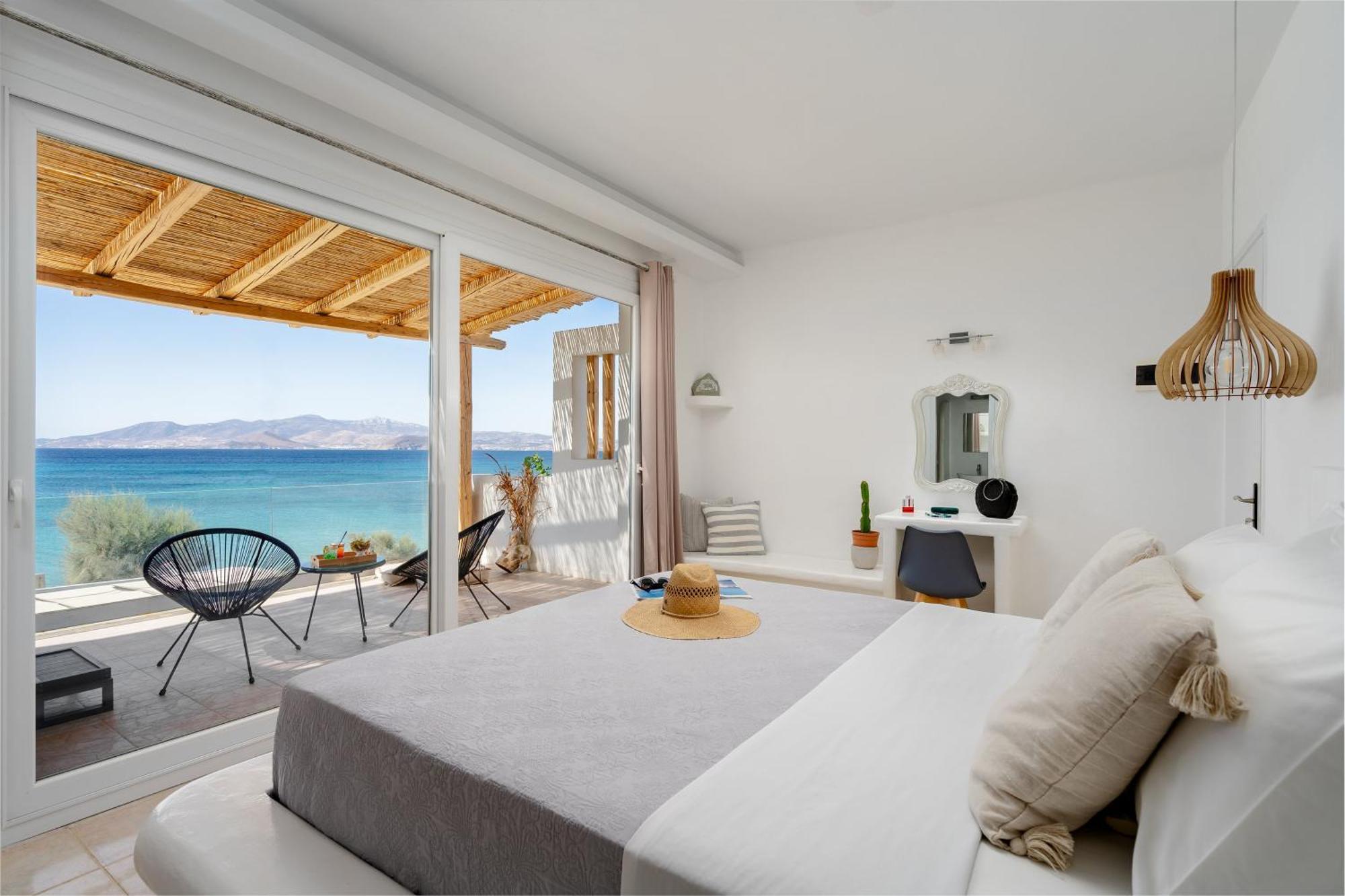 Manios Suites Ajía Ána Kültér fotó