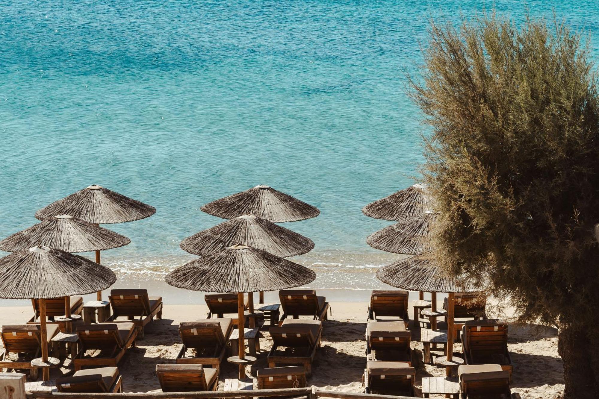Manios Suites Ajía Ána Kültér fotó